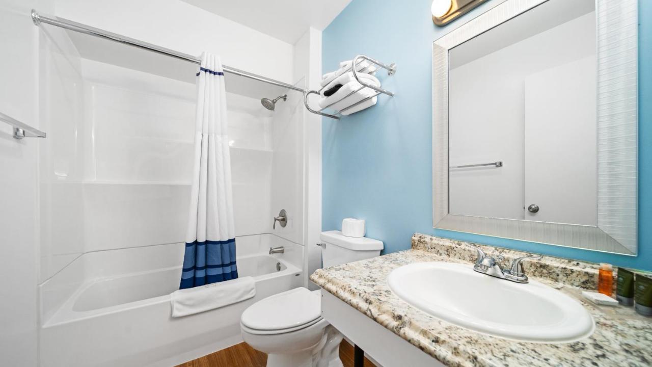 Grand Traverse Motel Traverse City Ngoại thất bức ảnh