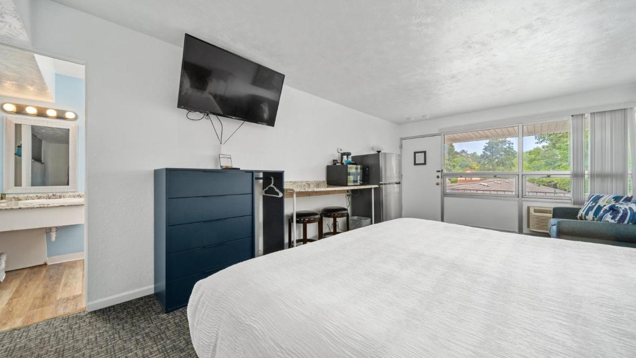Grand Traverse Motel Traverse City Ngoại thất bức ảnh