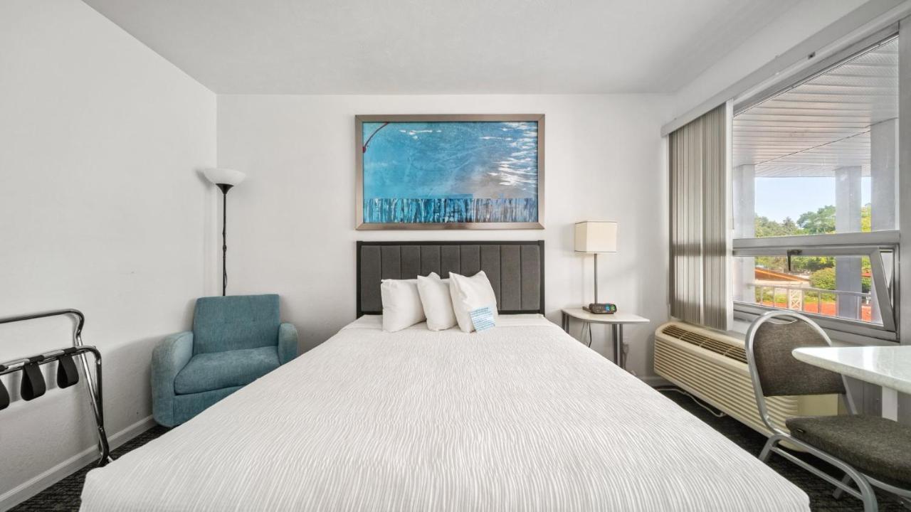Grand Traverse Motel Traverse City Ngoại thất bức ảnh